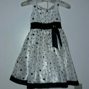 Love by special occasion. Dress